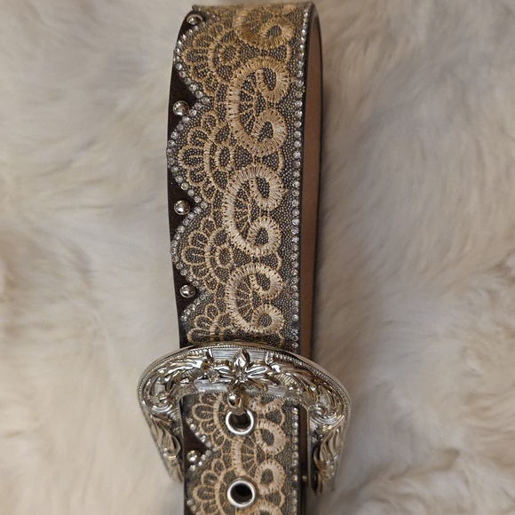 Angel Ranch Western Silver Rhinestone Lace Scalloped Feminine Belt Womens S - Picture 4 of 13